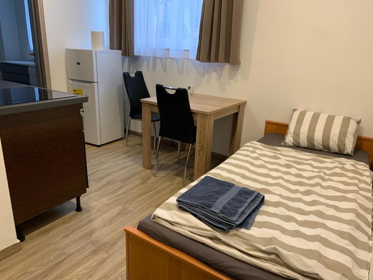 Beregi Apartman Tiszaújváros エクステリア 写真