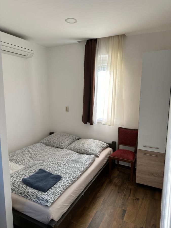 Beregi Apartman Tiszaújváros エクステリア 写真