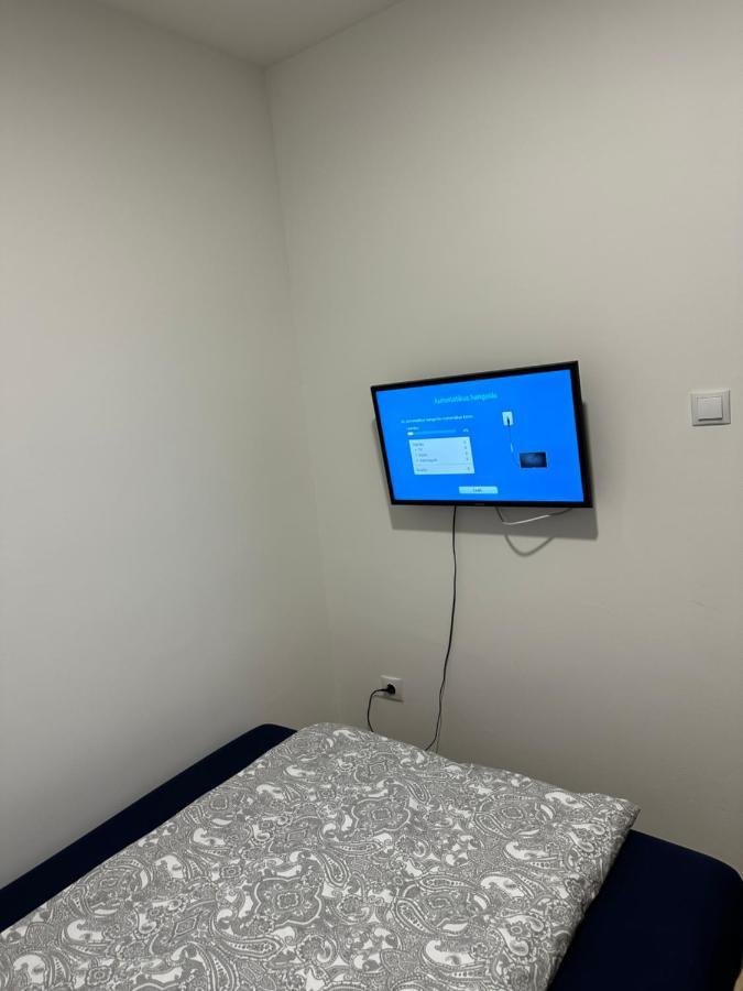 Beregi Apartman Tiszaújváros エクステリア 写真