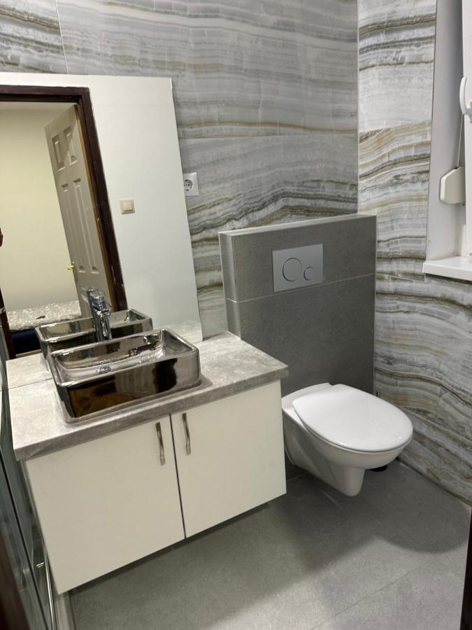 Beregi Apartman Tiszaújváros エクステリア 写真